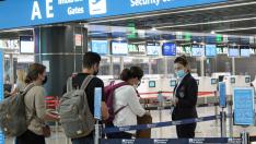 Passengers undergo anti-Covid-19 tests at Fiumicino airport