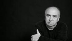 Ángel Guinda estableció muy pronto una hermosa complicidad con el negro y con la fotógrafa Columna Villarroya.