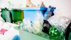 Imagen used-plastic-bottles-in-recycling-bi (36854489)