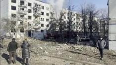 La destrucción de la guerra se extiende por Ucrania y con ella, el miedo y la incertidumbre