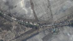 Gran convoy de vehículos blindados del Ejército de Rusia hacia Kiev