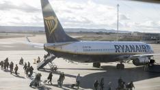 Vuelo de Ryanair desde el aeropuerto de Zaragoza. gsc