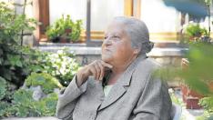 La periodista alcañizana Pilar Narvión, en Medinaceli (Soria) en septiembre de 2009, poco antes de recibir el premio Antonio Mompeón de HERALDO.