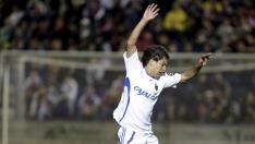Camacho y Leo Ponzio en El Alcoraz en 2009.