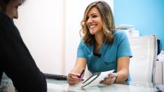 Especialidad implantología dental Policlínicas Nacar