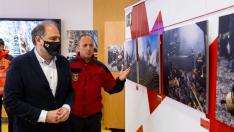 Exposición de fotografías en el Museo del Fuego que retrata el trabajo de los Bomberos de Kiev en la guerra de Ucrania