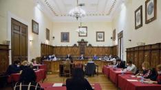 Imagen de archivo de una de las sesiones del pleno del Consistorio bilbilitano.