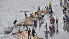 El Descenso de Navatas por el río Cinca desde Laspuña hasta Aínsa ha atraído a numerosos público en su regreso tras dos años suspendido por la pandemia.
