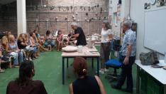 Uno de los cursos del Taller Escuela Cerámica de Muel en 2019.