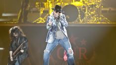 Axel Rose en el concierto que Guns N' Roses ofrecieron en el pabellón Príncipe Felipe de Zaragoza el 23 de octubre de 2010.