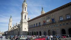 Clásicos en la plaza del Pilar