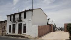 Casa de Alcira (Valencia) en la que fue encontrada el cadáver con signos de violencia.