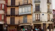 Algunas de las casas más fotografiadas por los turistas de la plaza de España, también llamada del Mercado, de Calatayud.