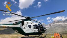 El helicóptero de la Guardia Civil intervino en un rescate de un accidente en el Monte Perdido.