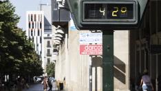 Calor sofocante en el paseo de la Independencia de Zaragoza, este martes por la tarde.