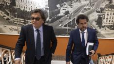 Raúl Sanllehí, director general del Real Zaragoza, y Mariano Aured, director financiero del club.