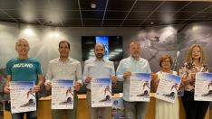 Pallarés, Gracia, Torres, Garzón, De Pablo y Río con el cartel de la prueba.