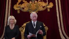 Proclamación de Carlos III como rey de Inglaterra.