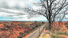 Un tramo de la línea Zaragoza-Teruel-Sagunto, de vía única y aún sin electrificar, cerca de Teruel.