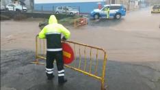 El este, oeste y sur de la isla registra hasta 120 litros de agua por metro cuadrado debido a las fuertes lluvias.