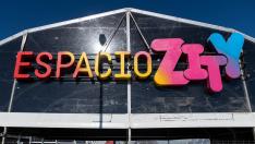 Montaje de las carpas del Espacio Zity y las ferias.