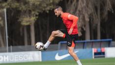 Sielva controla el balón en el Pirámide.