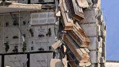 Naples cemetery collapse exposes bodies