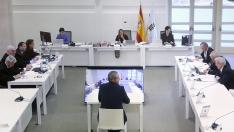 Vista de las pantallas que siguen del juicio el caso Alvia en Santiago de Compostela
