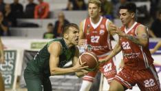 Jorge Lafuente, dispuesto a elevarse hacia el aro del Benicarló.