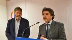 Gerardo Oliván y Mario Garcés durante la rueda de prensa para presentar las enmiendas a los PGE.