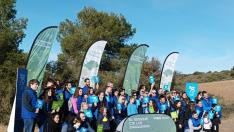 Trabajadores de Sanitas y Balay plantan 600 árboles en el Bosque de los Zaragozanos.