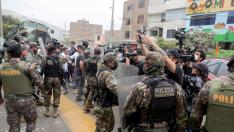 Incidentes entre la policía y los manifestantes en Perú.