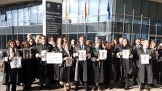 Los letrados de la administración de justicia se han concentrado este miércoles en la Ciudad de la Justicia de Zaragoza.