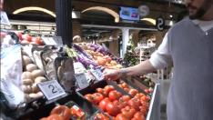 Los supermercados se preparan para adaptarse a la bajada del IVA de algunos alimentos