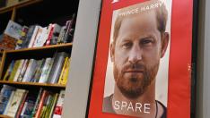'Spare', la autobiografía del príncipe Enrique, llegará a España bajo el título 'En la sombra'