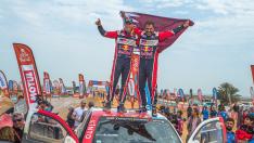 El catarí Nasser Al-Attiyah (Toyota) conquistó este domingo su quinto Dakar, el segundo consecutivo
