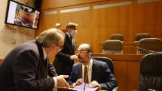 Carlos Pérez Anadón y Javier Lambán