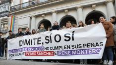Manifestación convocada por Nuevas Generacione para denunciar la rebaja de penas a agresores sexuales.