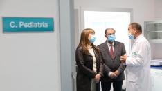 Sira Repollés y Javier Lambán en la inauguración de las Urgencias del Hospital San Jorge de Huesca.