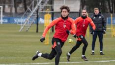 Kento y Mateu, durante el entrenamiento de ayer previo a emprender el viaje a Ibiza.