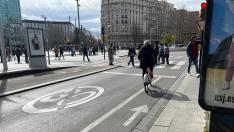 El carril bici que termina en la plaza de Aragón.