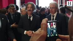 Un teatral Einstein celebra el centenario de su visita a Zaragoza