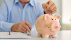 Cómo recibir 454 euros más de pensión: requisitos y trámites