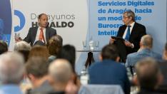 Carles Ramió y Ricardo Cantabrana, en el desayuno HERALDO sobre burocracia inteligente