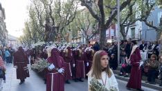 Procesión del Santo Entierro, el viernes en la localidad oscense de Barbastro.