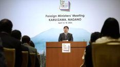 El ministro de Exteriores de Japón, Yoshimasa Hayashi, durante una rueda de prensa del G7