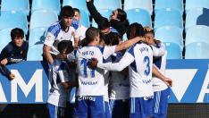 Los jugadores del Real Zaragoza, en plena celebración del 1-0 el pasado sábado en La Romareda ante el Cartagena.