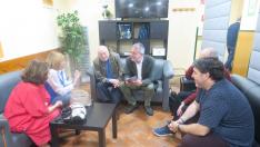 Fernando Rivarés, este martes en una reunión sobre personas mayores mayores que viven solas en Zaragoza.