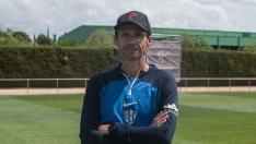 Cuco Ziganda, entrenador de la SD Huesca, en la Base Aragonesa de Fútbol.