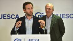 Isaac Claver con Jorge Azcón, en la rueda de prensa en la que se ha anunciado su nombramiento.